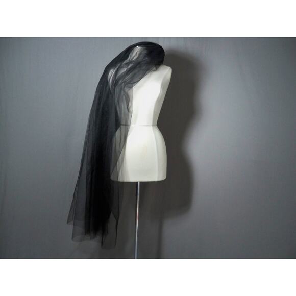 Black no comb veil, Cathedral Cut Edge Bridal Costume Goth Gothic No Comb veil - Picture 5 of 7